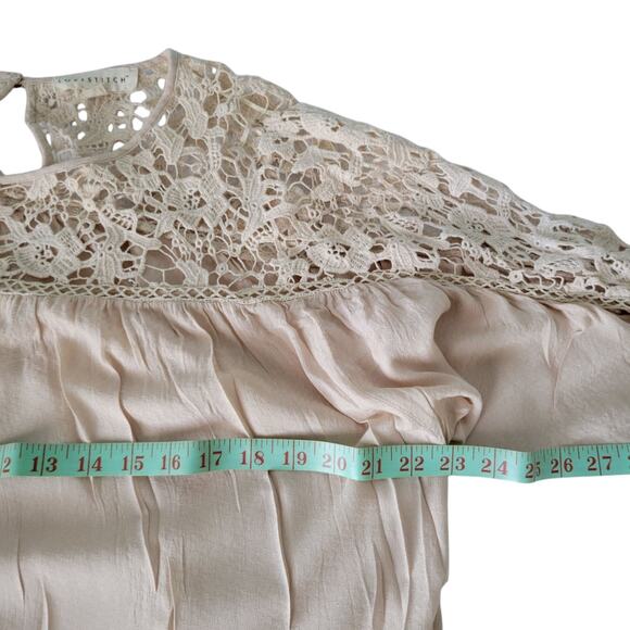 Boho Chic Tunic Blouse Crochet lace Taupe Love Stitch M Cottagecore Whimsy - Picture 9 of 15